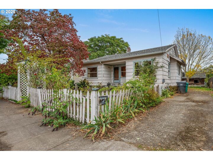 Property Photo:  6356 N Denver Ave  OR 97217 