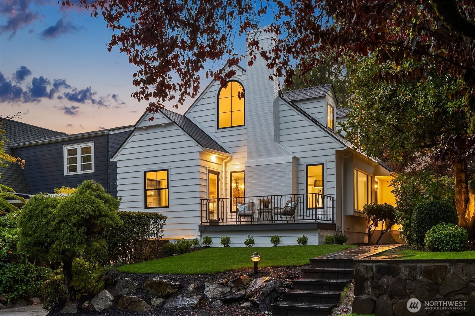 Property Photo: 4318 NE 41st Street WA 98105