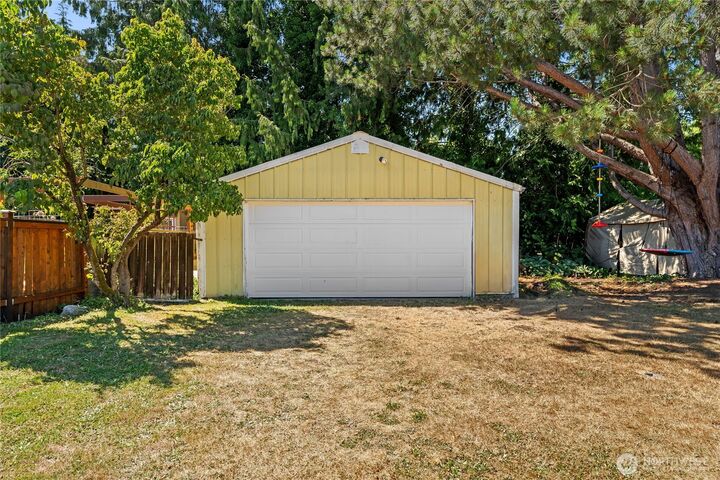 Property Photo: 9414 Sharon Drive WA 98204