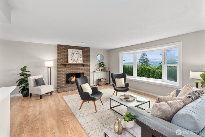 Property Photo: 16012 Market Street WA 98296
