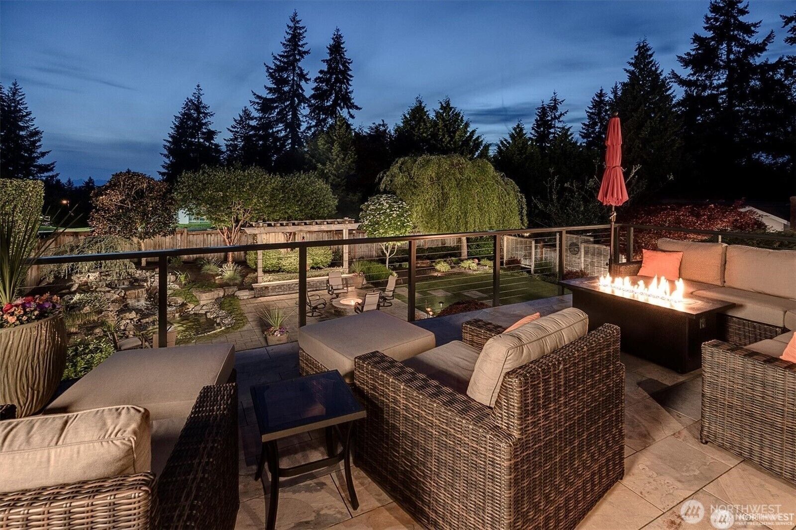 Property Photo: 5829 112th Place NE WA 98033