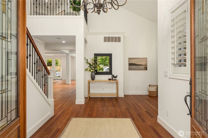 Property Photo: 6577 102nd Avenue NE WA 98033