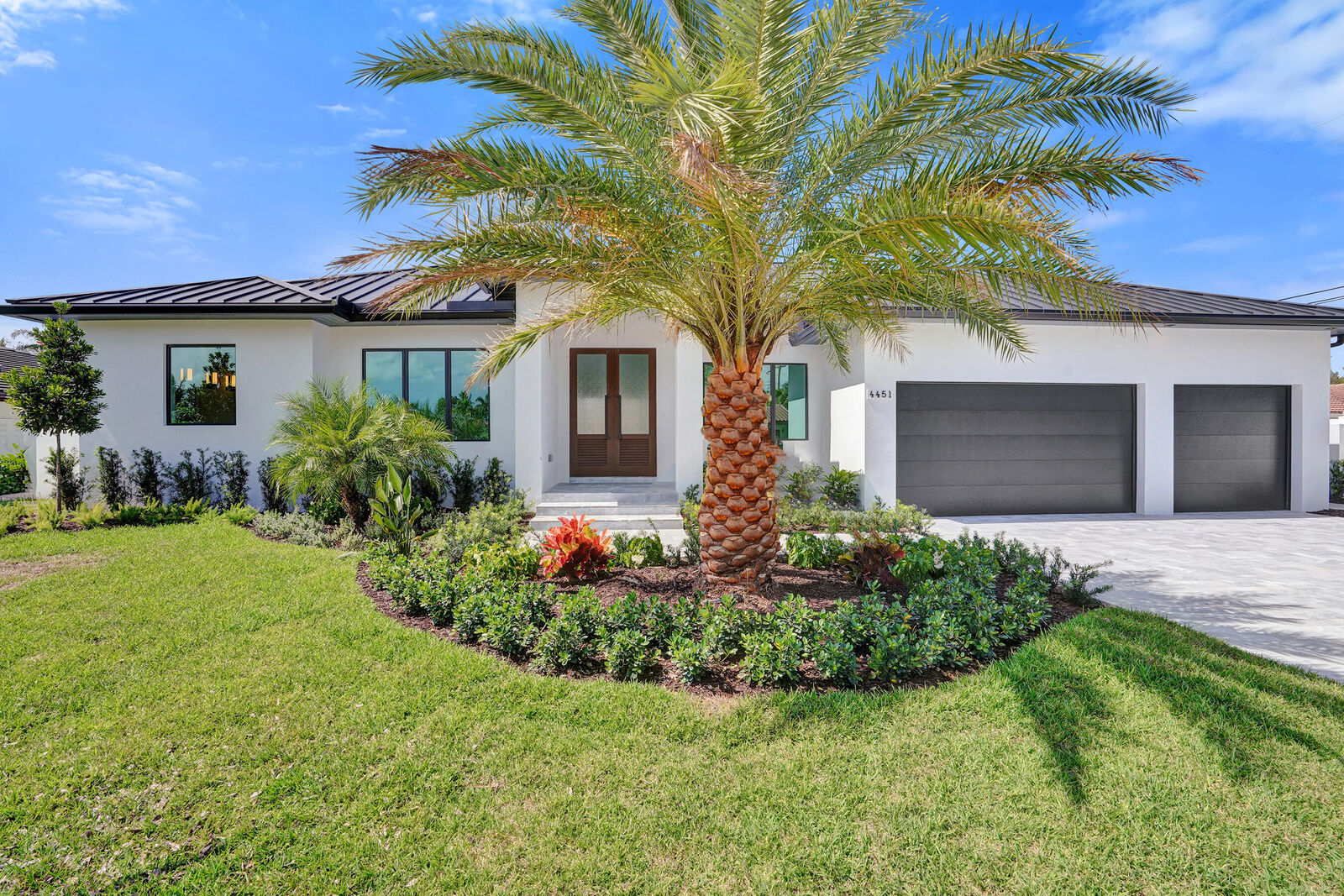Property Photo: 4451 NE 27th Terrace FL 33064