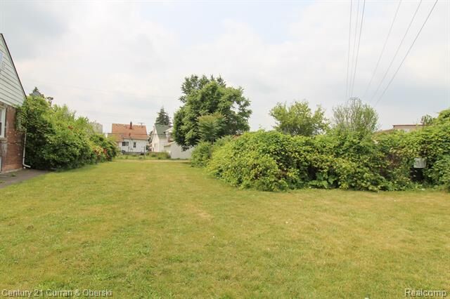 Property Photo: 5861 Bingham Street MI 48126