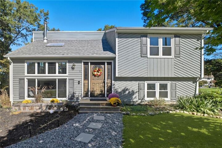 1 Nichole Lane  Coventry RI 02816 photo