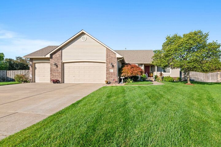 11119 W Lantana Cir  Wichita KS 67205 photo