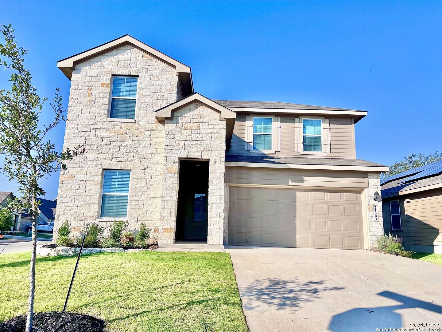Property Photo:  21003 Watercourse Way  TX 78266 
