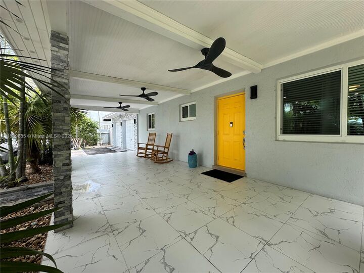 Property Photo: 30301 SW 171st Ave FL 33030