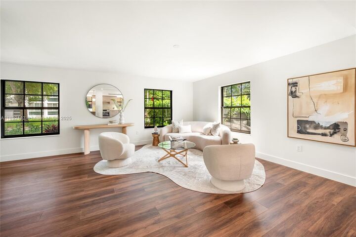 Property Photo: 4040 Palmarito St FL 33146
