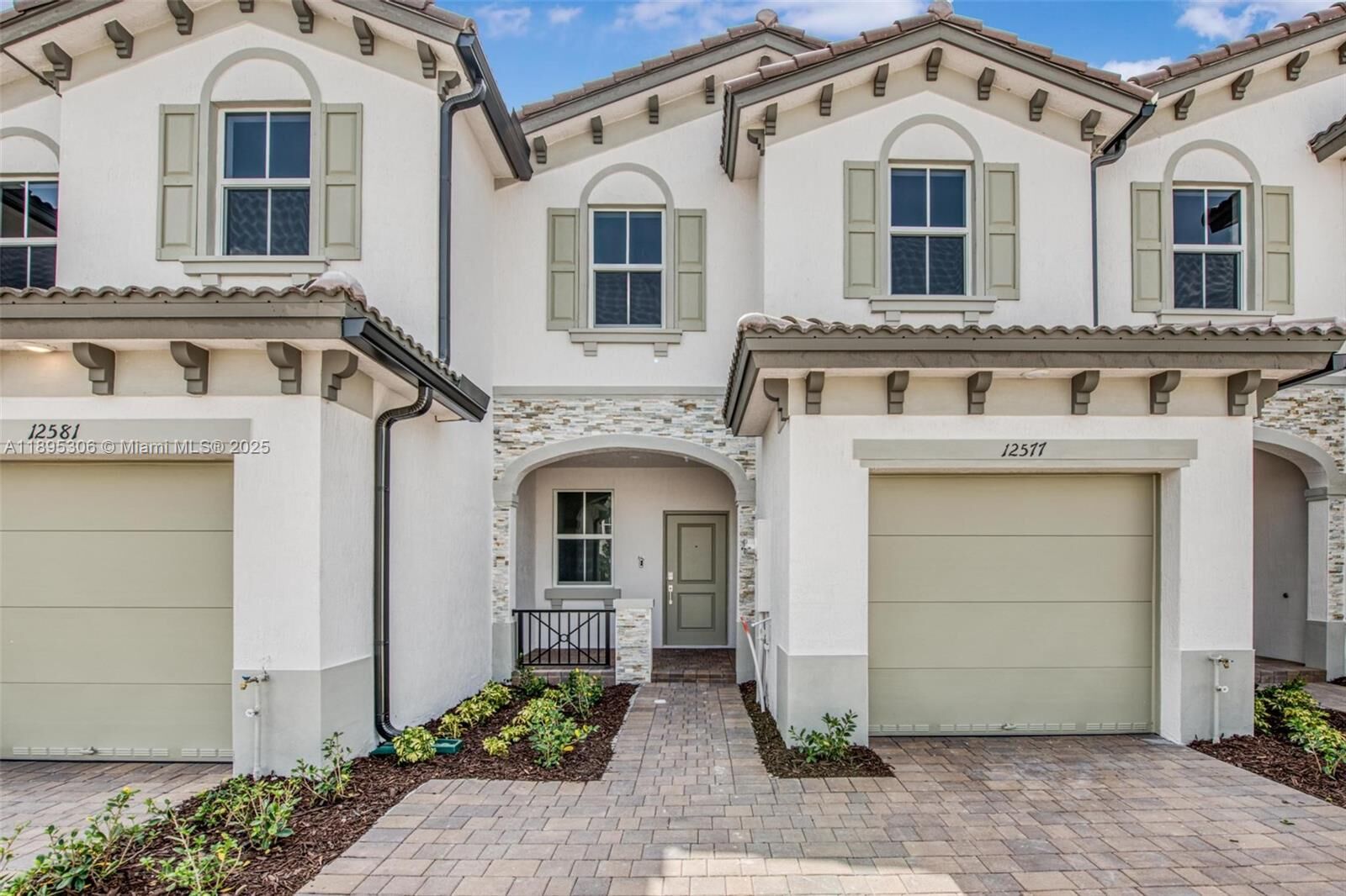 Property Photo: 12577 NW 23rd Pl FL 33167