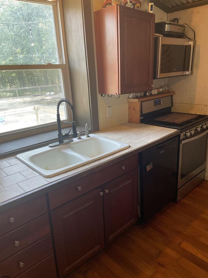 Property Photo: 7417 3rd Ave Ave NJ 08330