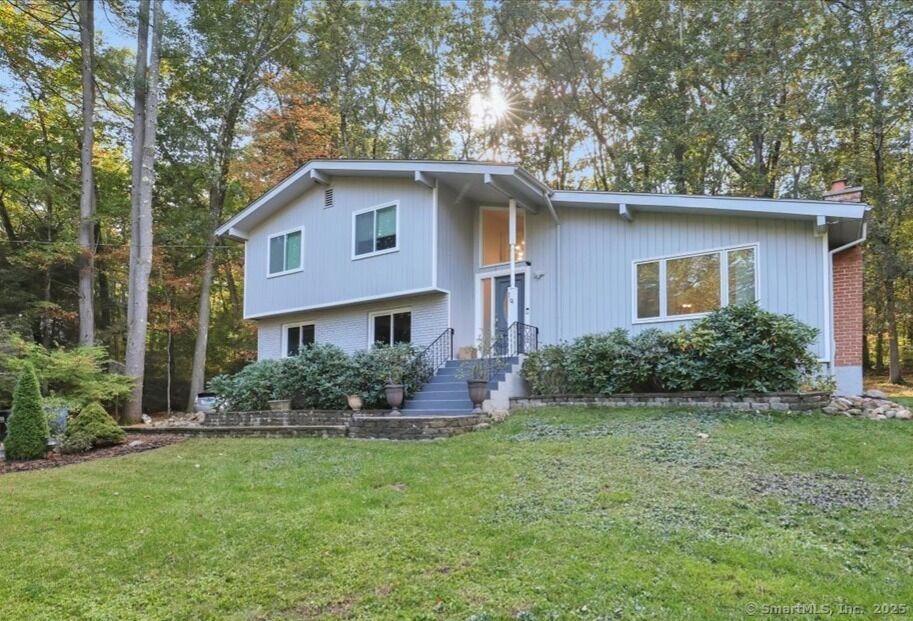 Property Photo:  19 Elaine Drive  CT 06070 