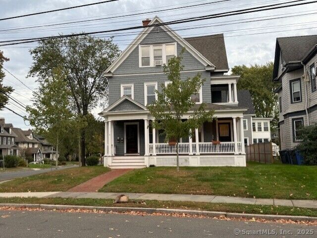 Property Photo:  208 Oxford Street  CT 06105
