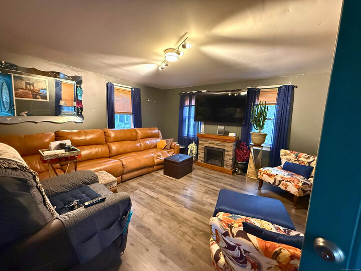 Property Photo:  57 Austin Street  CT 06515