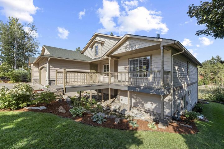 Property Photo:  821 S Majestic View Dr  ID 83854 