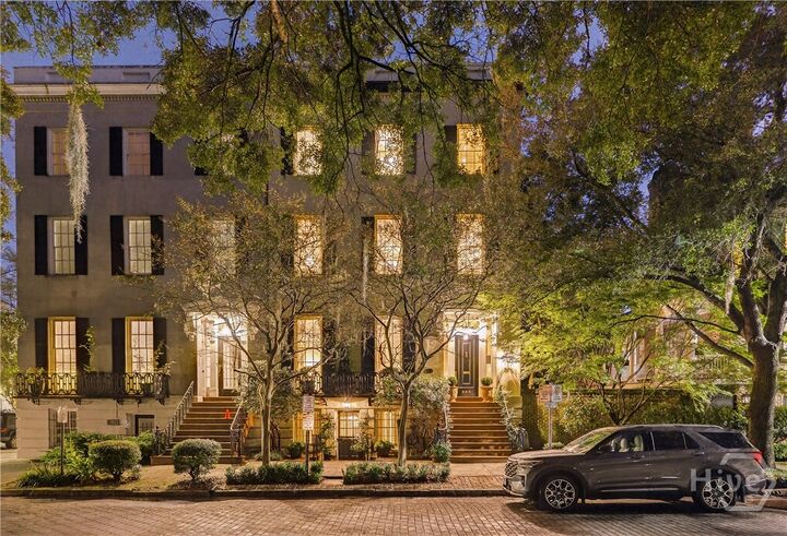 203 W Charlton Street  Savannah GA 31401 photo