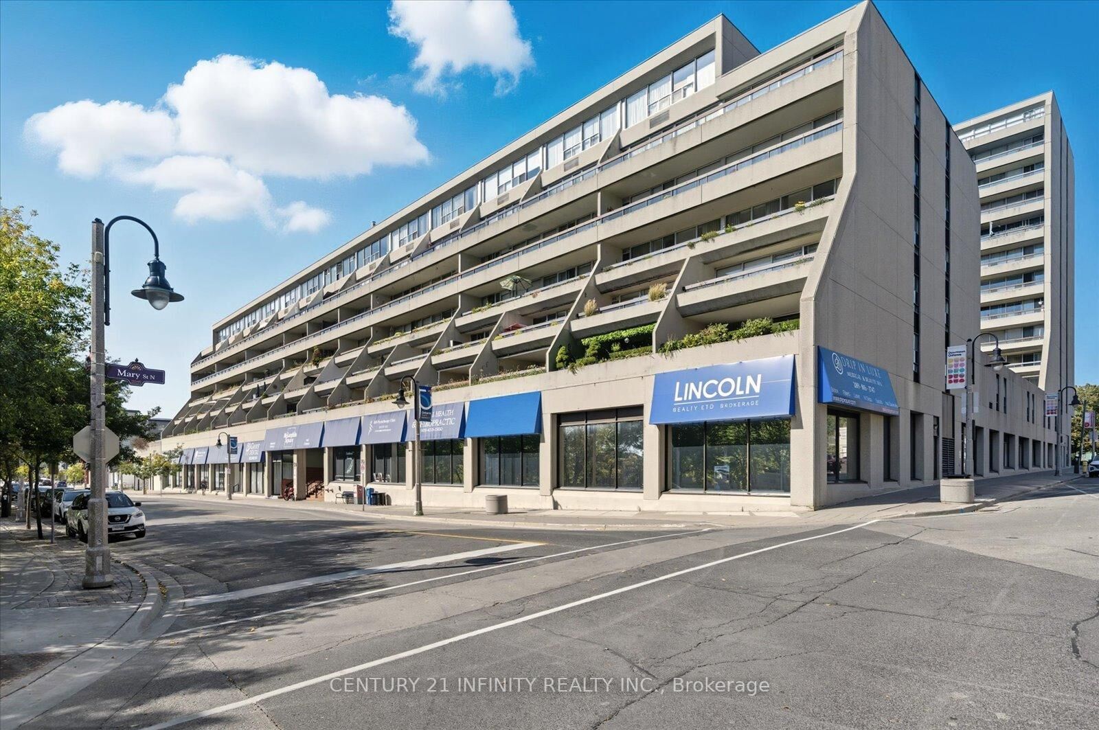Photo de la propriété:  50 Richmond Street E 635  ON L1G 7C7