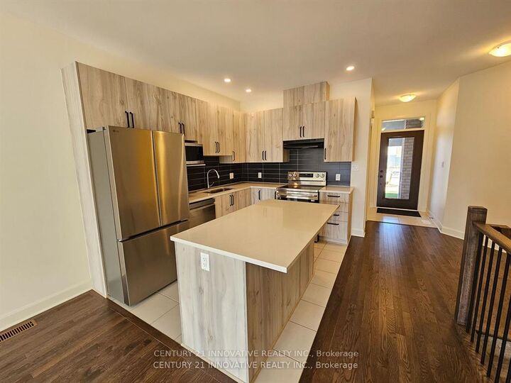 Photo de la propriété:  1307 Demers Avenue  ON K7M 0H6