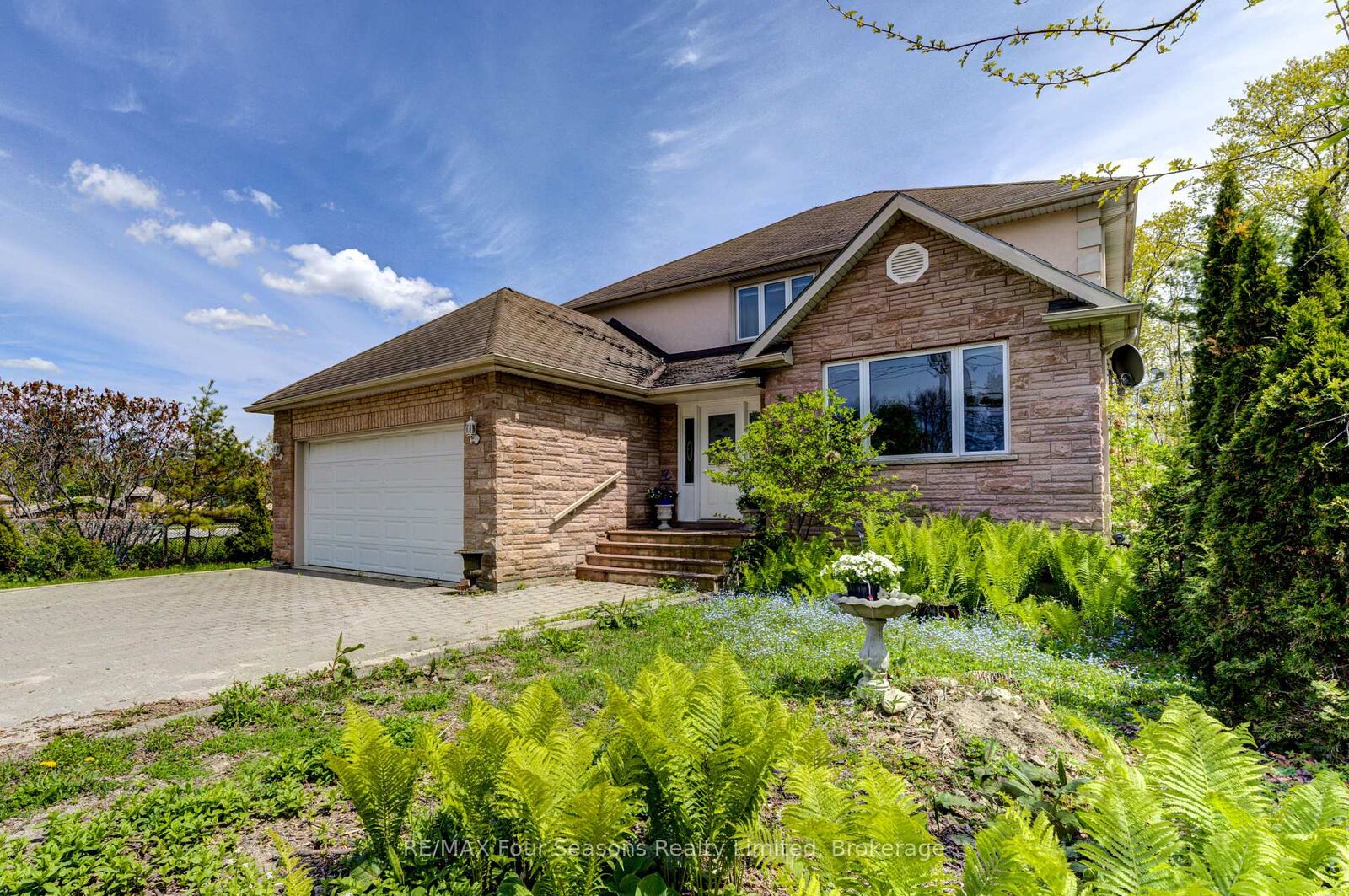 Property Photo: 243 River Road E ON L9Z 2L1