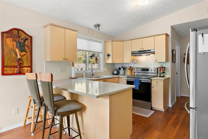 Property Photo:  7570 Tetayut Rd 87  BC V8M 2H4 