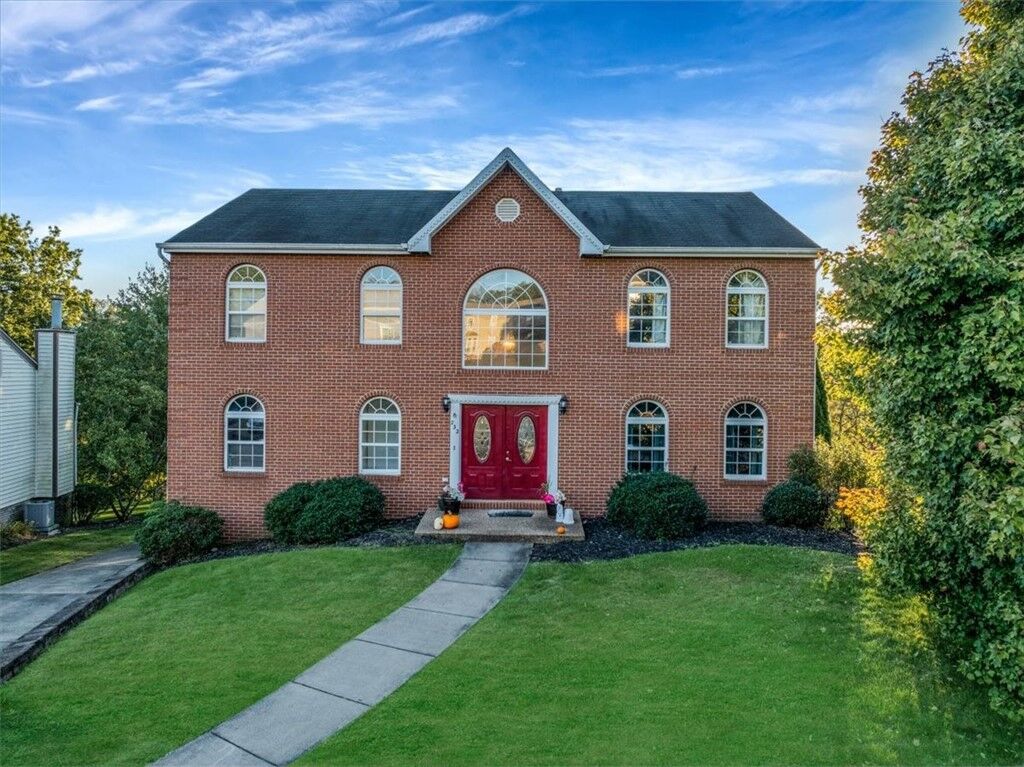 Property Photo:  232 Carriage Boulevard  PA 15239 