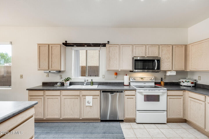 Property Photo: 11351 E Covina Street AZ 85207
