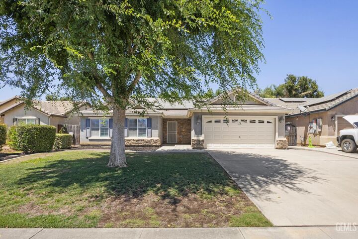 12200 Verdelho Avenue  Bakersfield CA 93312 photo