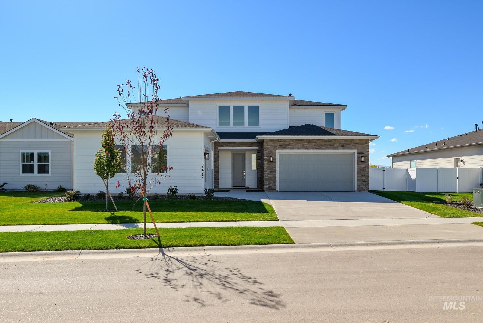 Property Photo: 1240 W Switchgrass Dr ID 83634