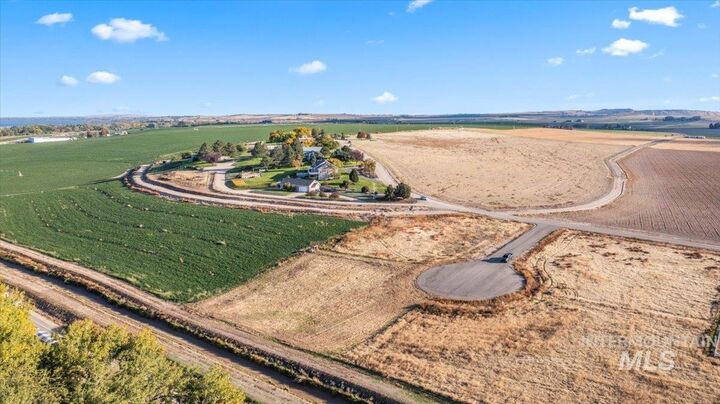 Property Photo: Nna Whetstone Ln ID 83607