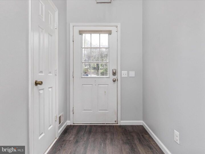 Property Photo: 12147 Wedgeway Court VA 22033
