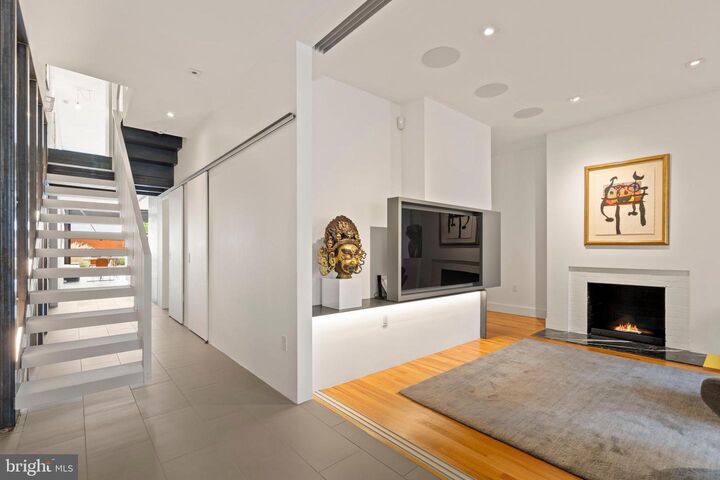 Property Photo: 633 E Street SE DC 20003