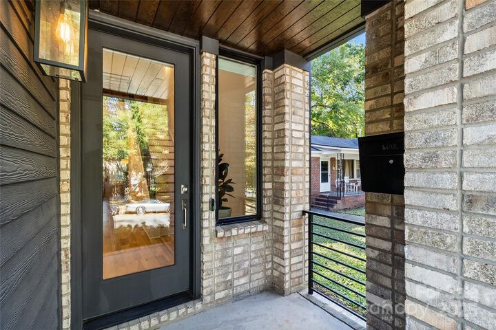 Property Photo: 3110 Creighton Drive NC 28205