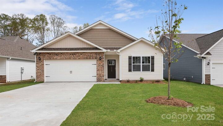615 Country Oak Drive  Asheville NC 28804 photo
