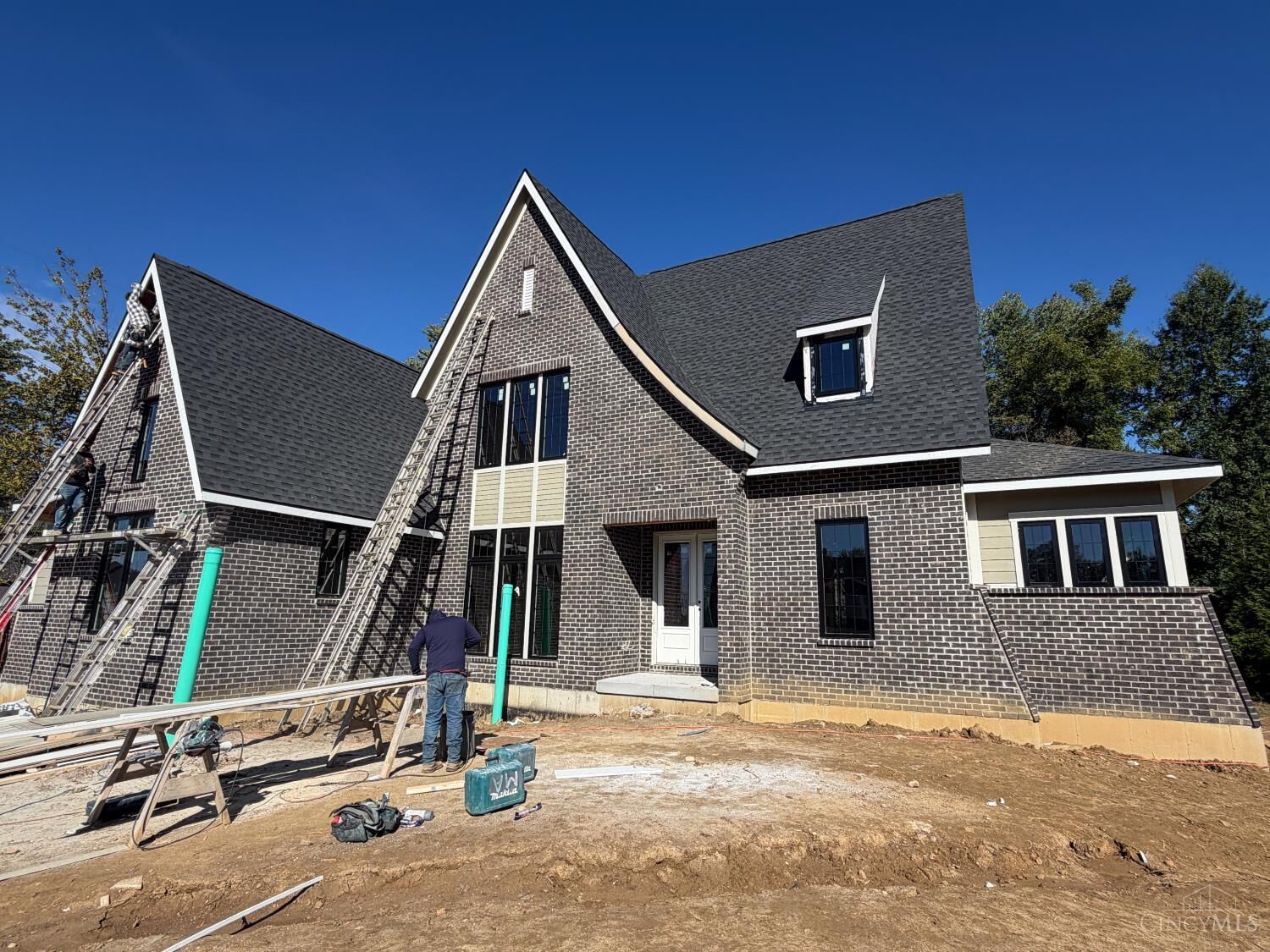 Property Photo: 9867 Kensington Lane OH 45040