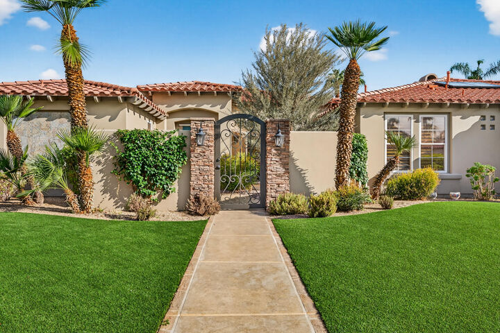 Property Photo: 77374 Box Ridge Place CA 92210