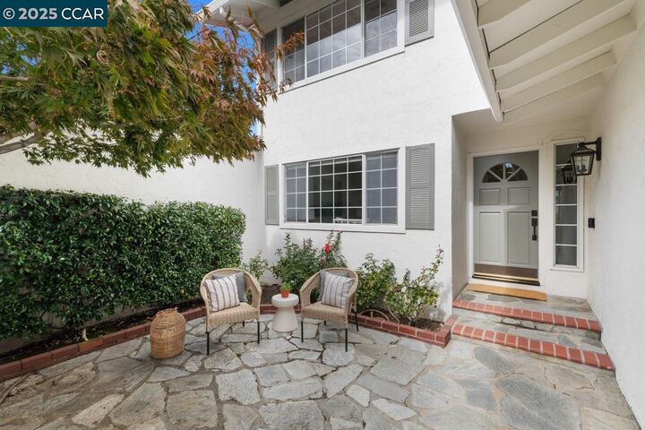 Property Photo: 491 Scotts Mill Rd CA 94526