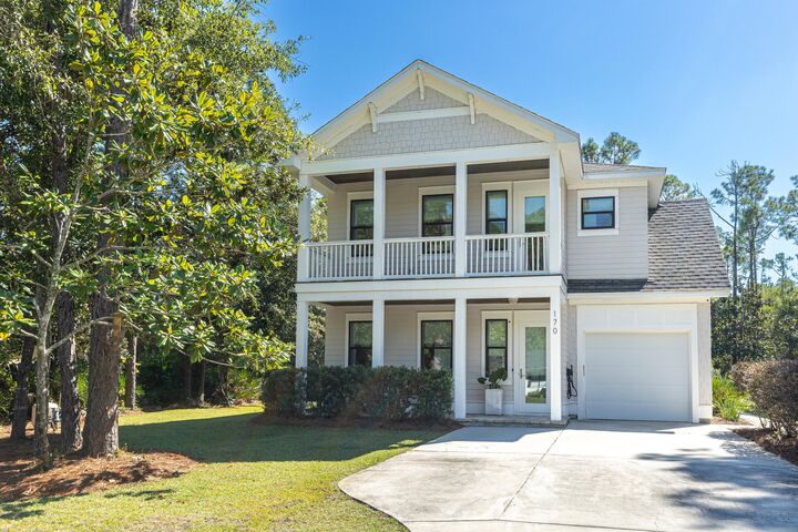 Property Photo: 170 Markon Boulevard FL 32459