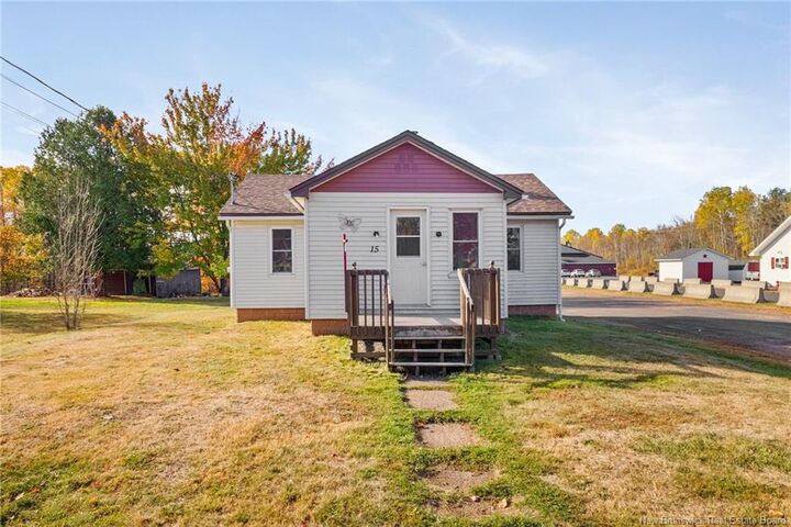Property Photo:  15 Centennial Drive  NB E4B 3S1