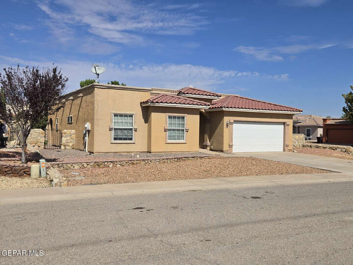 Property Photo: 608 Missy Court NM 88063