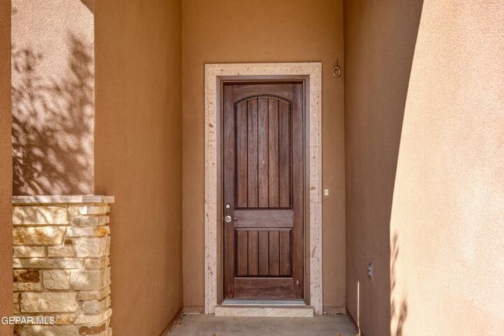 Property Photo: 13153 Cozy Cove Avenue TX 79938