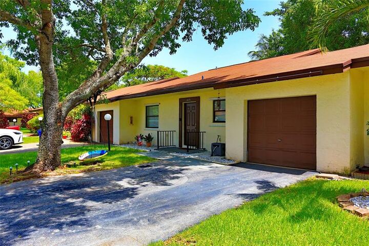 6616 N Parkway Dr 6616  Pompano Beach FL 33068 photo