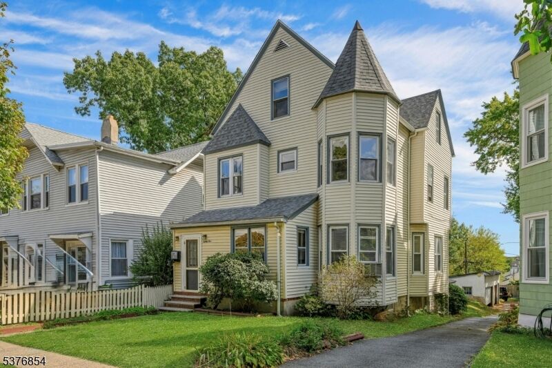 Property Photo:  81 N Fullerton Ave  NJ 07042 