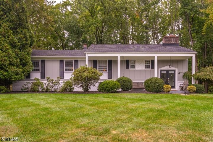 4 Brandywine Ct  Scotch Plains Twp. NJ 07076 photo
