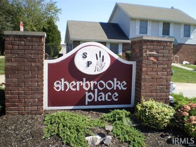 Property Photo: 1004 E Sherbrooke Drive IN 47401