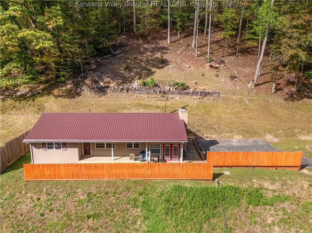 Property Photo: 2611 Main Street WV 25043