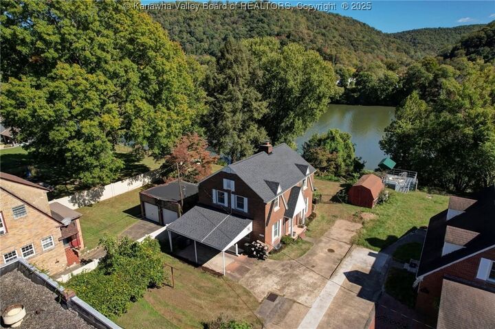 Property Photo:  6546 Roosevelt Avenue A  WV 25304