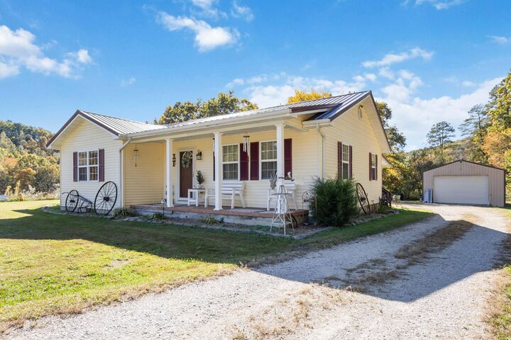 Property Photo:  4229 Highway 1071  KY 40486