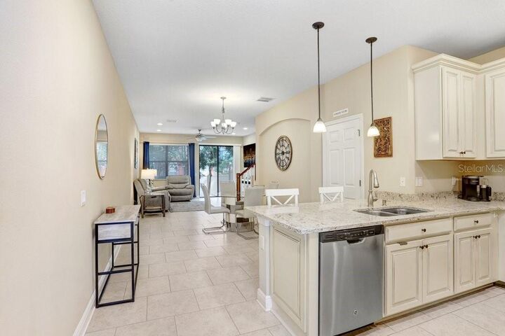 Property Photo: 11722 Crowned Sparrow Lane FL 33626