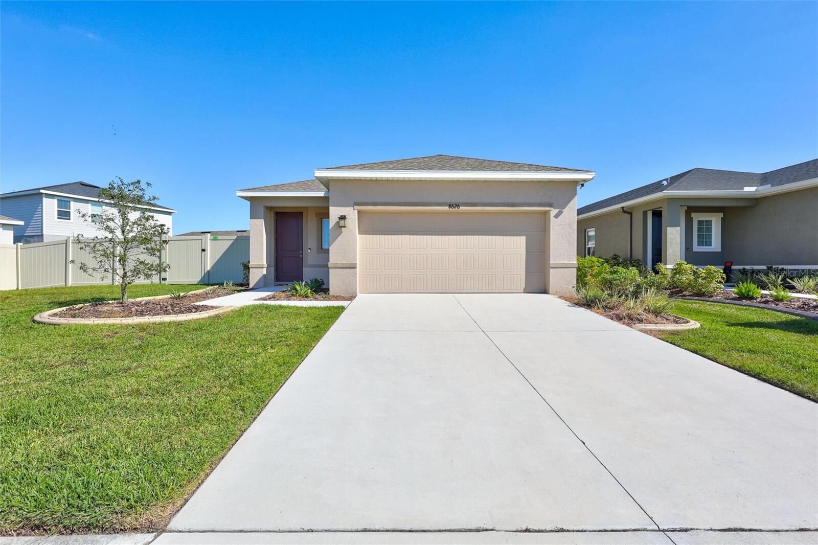 Property Photo: 8626 Bonfire Way FL 34219