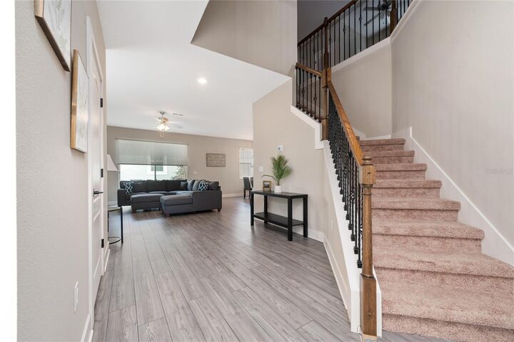 Property Photo:  7955 Haverhill Way  FL 34747 
